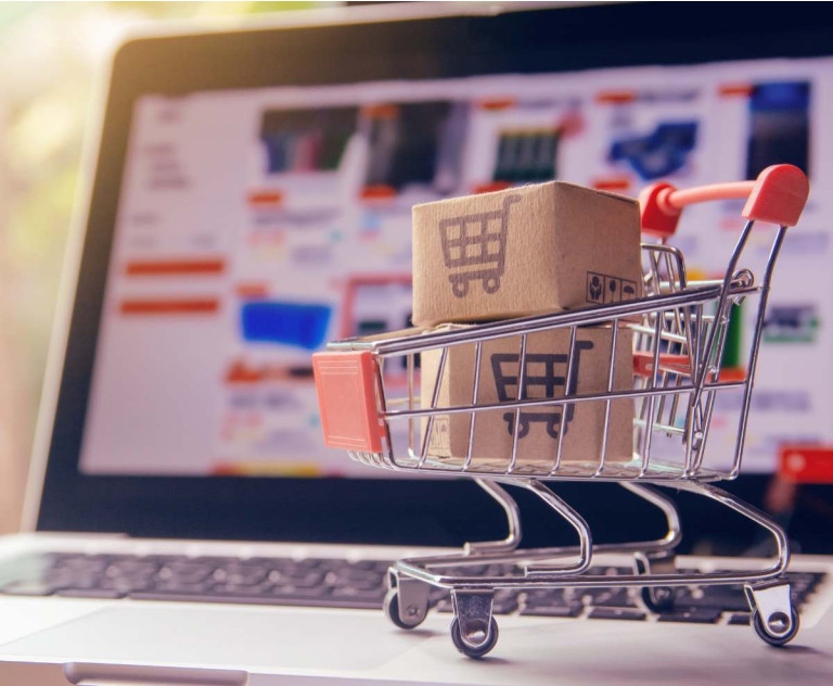 Co spojuje Nizozemce, Iry, Dány, Švédy a Čechy? Je to online shopping