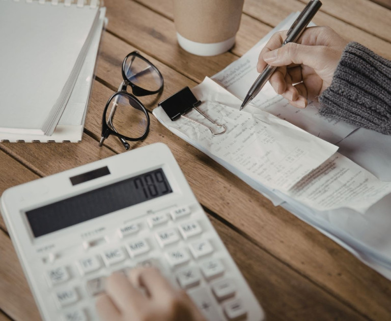 Výrok SDEU: Pozdní doručení faktury nemusí automaticky posouvat období odpočtu DPH