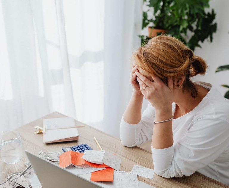 Blíží se termíny pro vyúčtování srážkové daně a podání přiznání k dani z příjmů