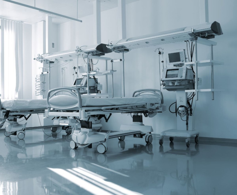 Povinné vybavení nemocnice a DPH: samotná zákonná povinnost k odpočtu daně nestačí